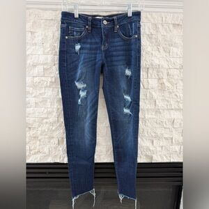 KanCan Dark Blue Distressed Skinny Jeans size 5/26 LIKE NEW
